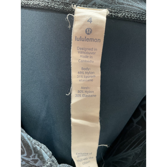 Lululemon Women's Blue Capri Leggings - Size 4