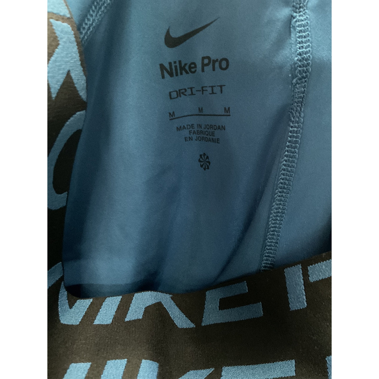 Nike Women's Blue Ankle Leggings - Size M