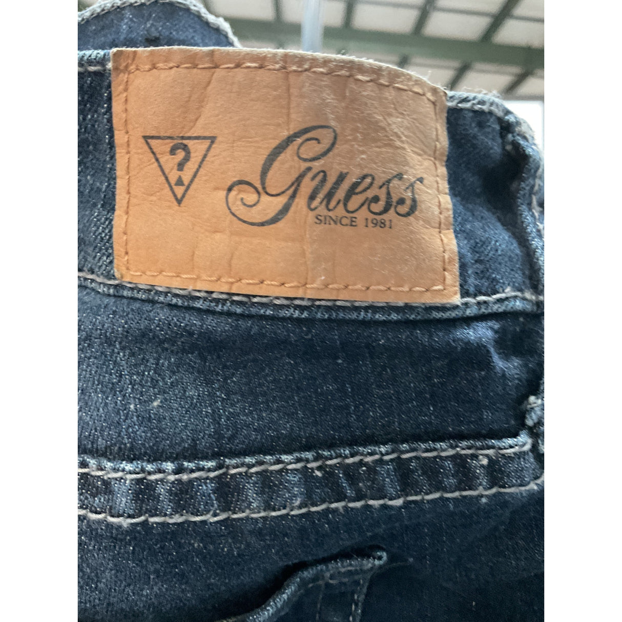 GUESS Blue Ankle Jeans - Women's Size 28