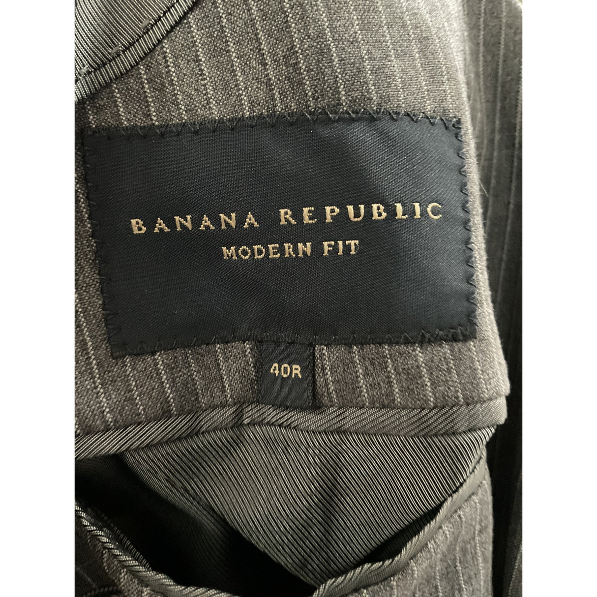 Banana Republic Gray Wool Striped Blazer - Size 40r