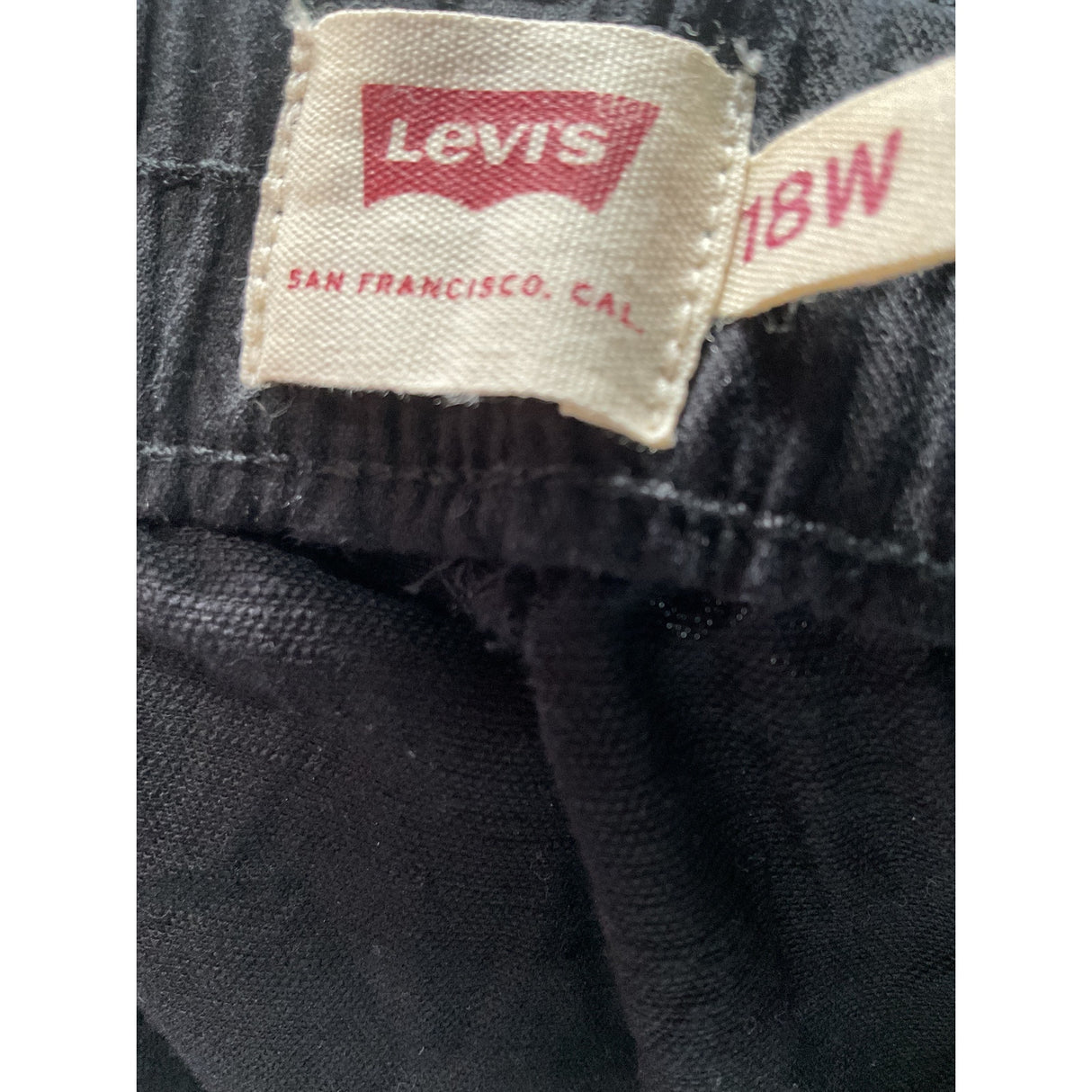 Levi's Women's Black Jogger Pants (18W)