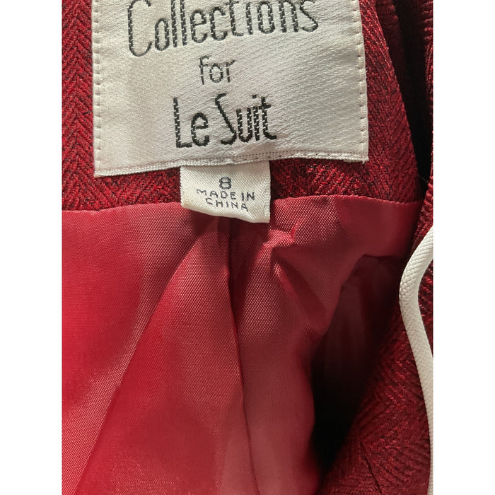 Le Suit Red Outfit: Women's Size 8