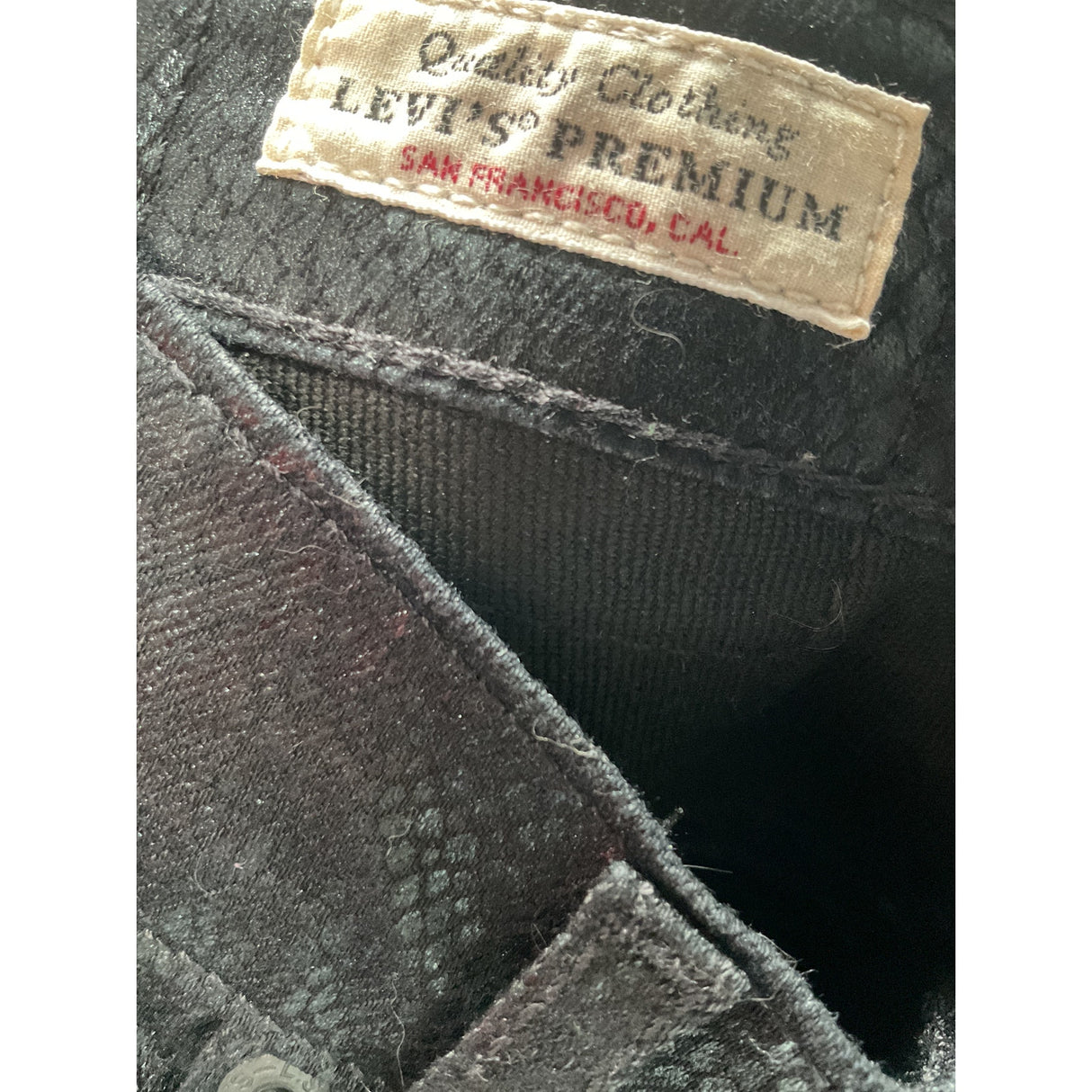 Levi's Black Ankle Pants