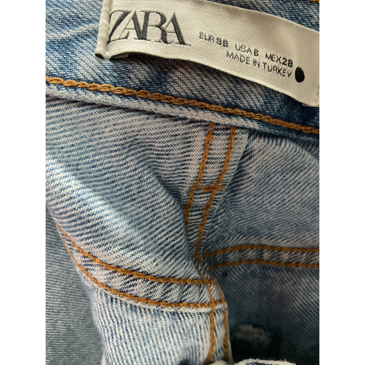 ZARA Blue Ankle Jeans - Women's Size 6