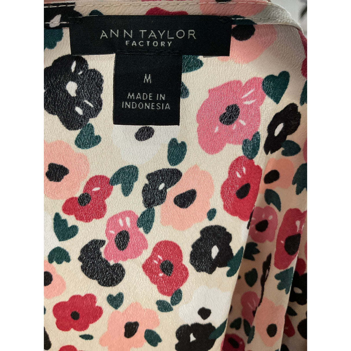 Ann Taylor Multicolor Polyester Blouse - Women's M