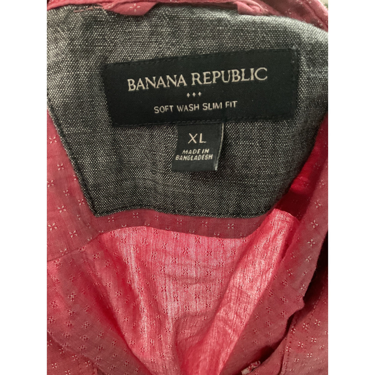 Banana Republic Men's Red Button-Up Shirt