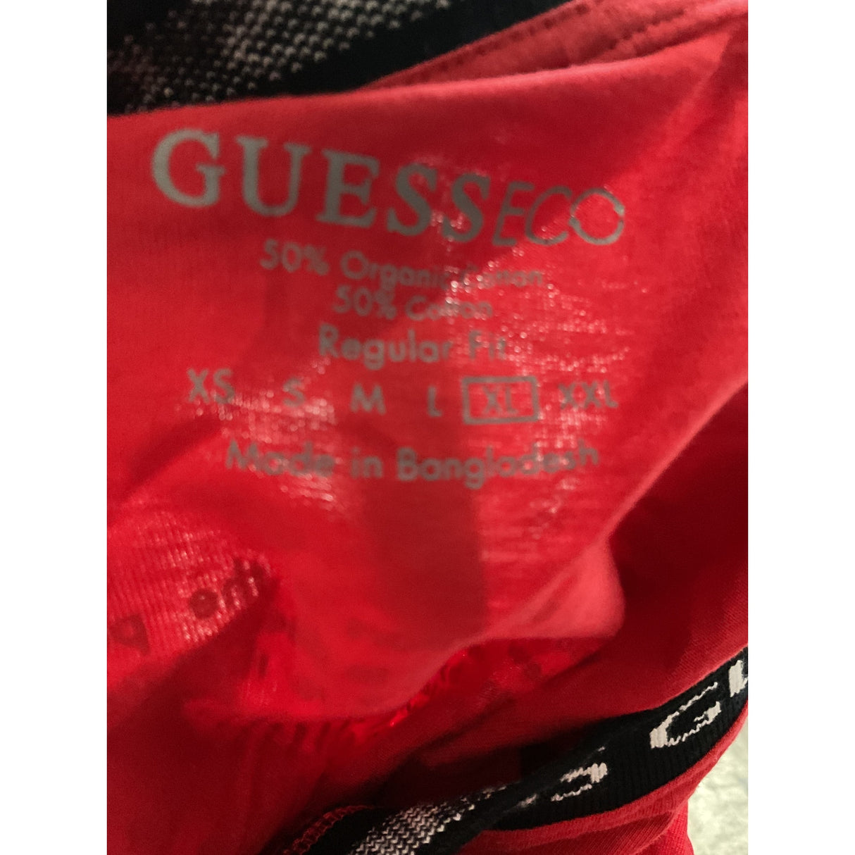 GUESS Men's Red Cotton XL Activewear Top