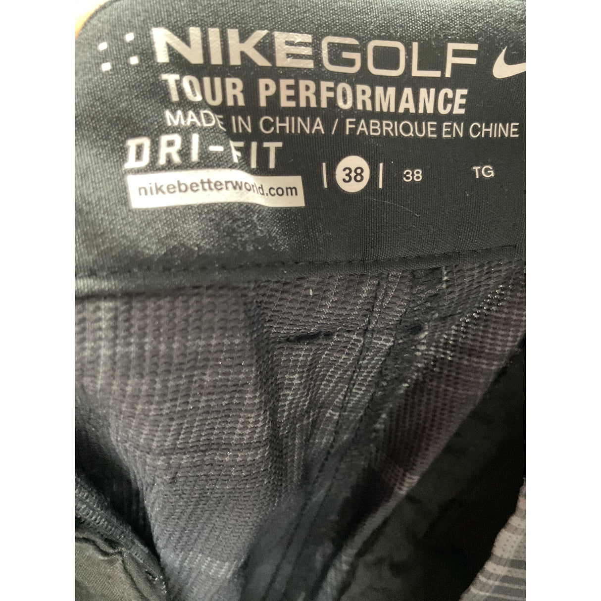 NIKE GOLF Black Bermuda Shorts - Men's Size 38