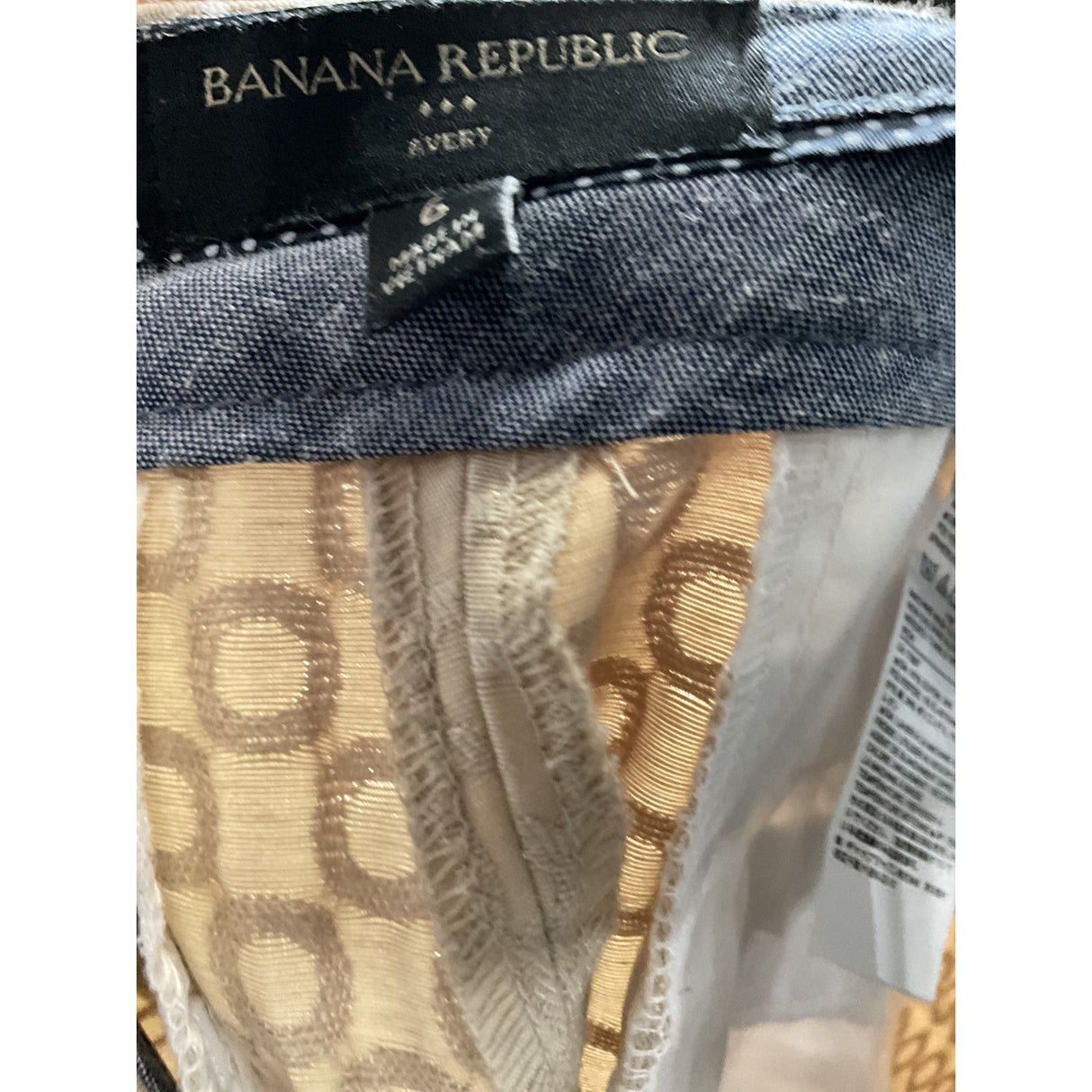 Banana Republic Beige Ankle Pants - Size 6