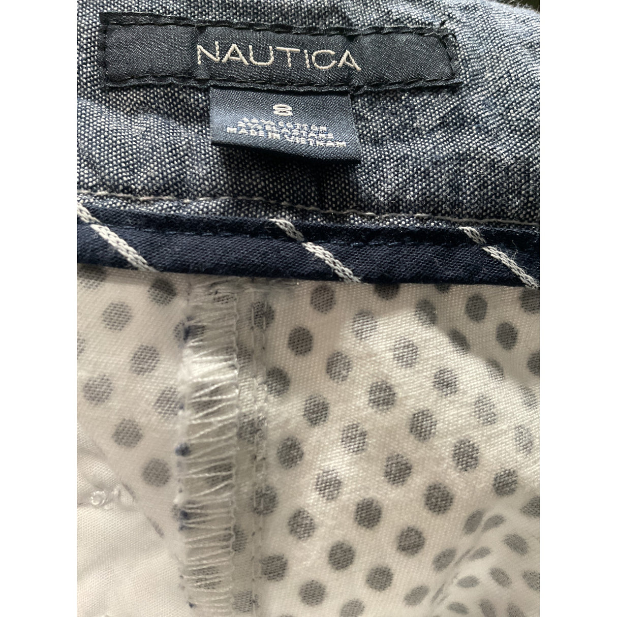 Nautica Women's White Polka Dot Short in Size 8