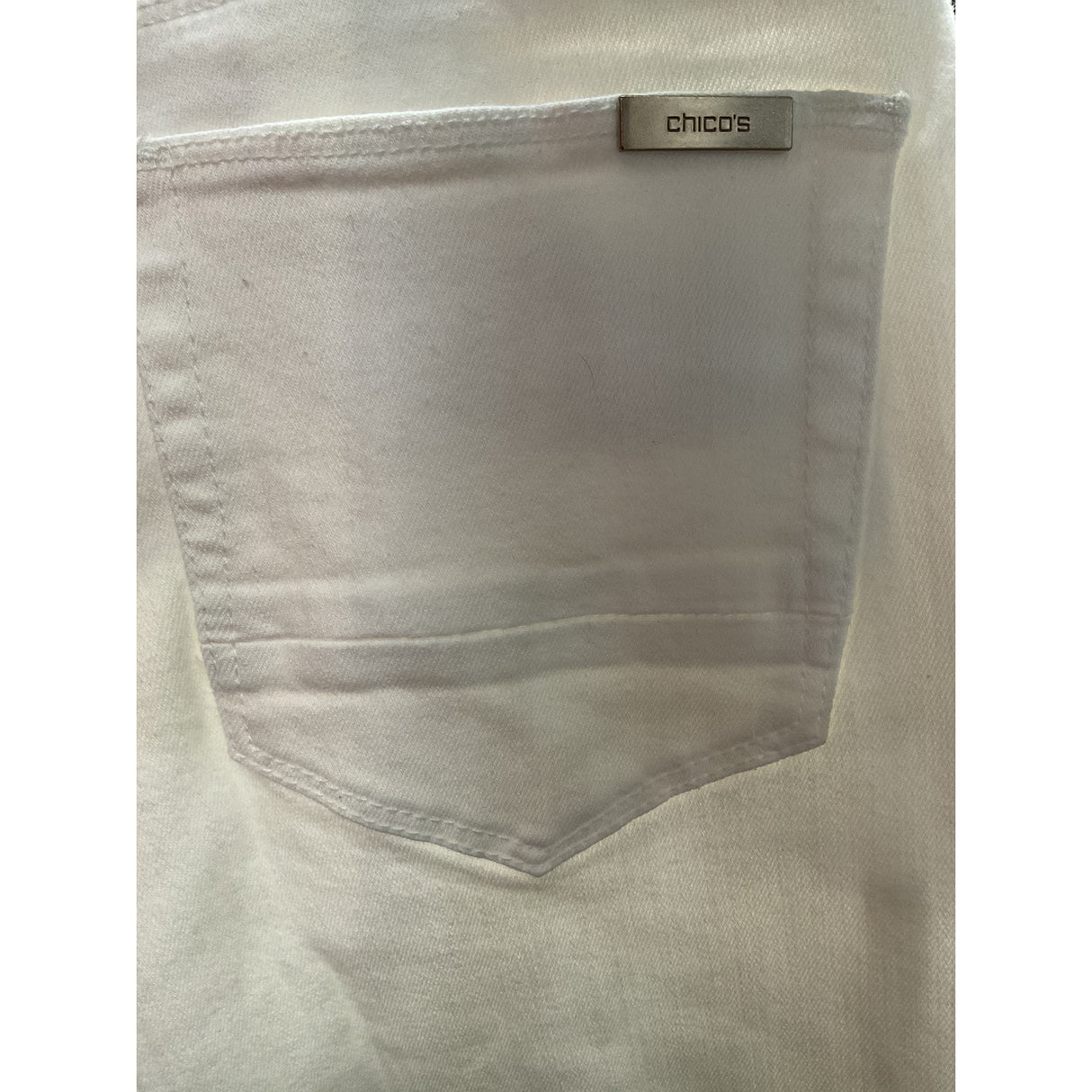 Chico's White Cropped Jeans