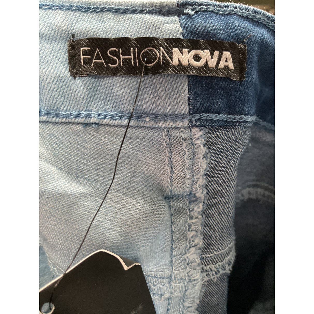 Fashion Nova Blue Ankle Jeans - Size 0