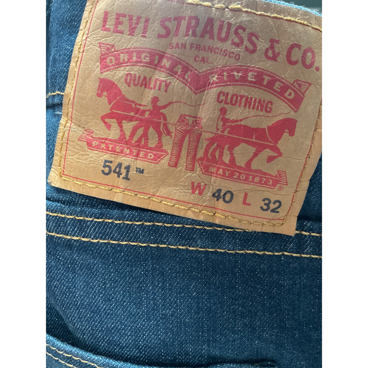 Levi's Blue Straight Jeans - Size 40x32