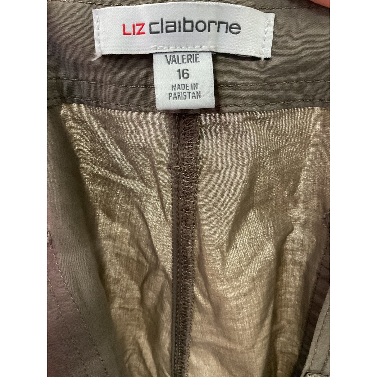 Liz Claiborne Brown Cargo Pants - Women's Size 16