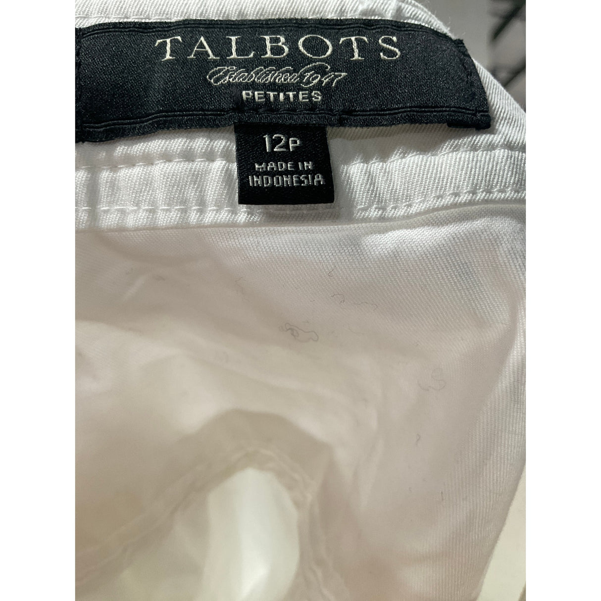 Talbots White Button-Up Top - Women's 12P