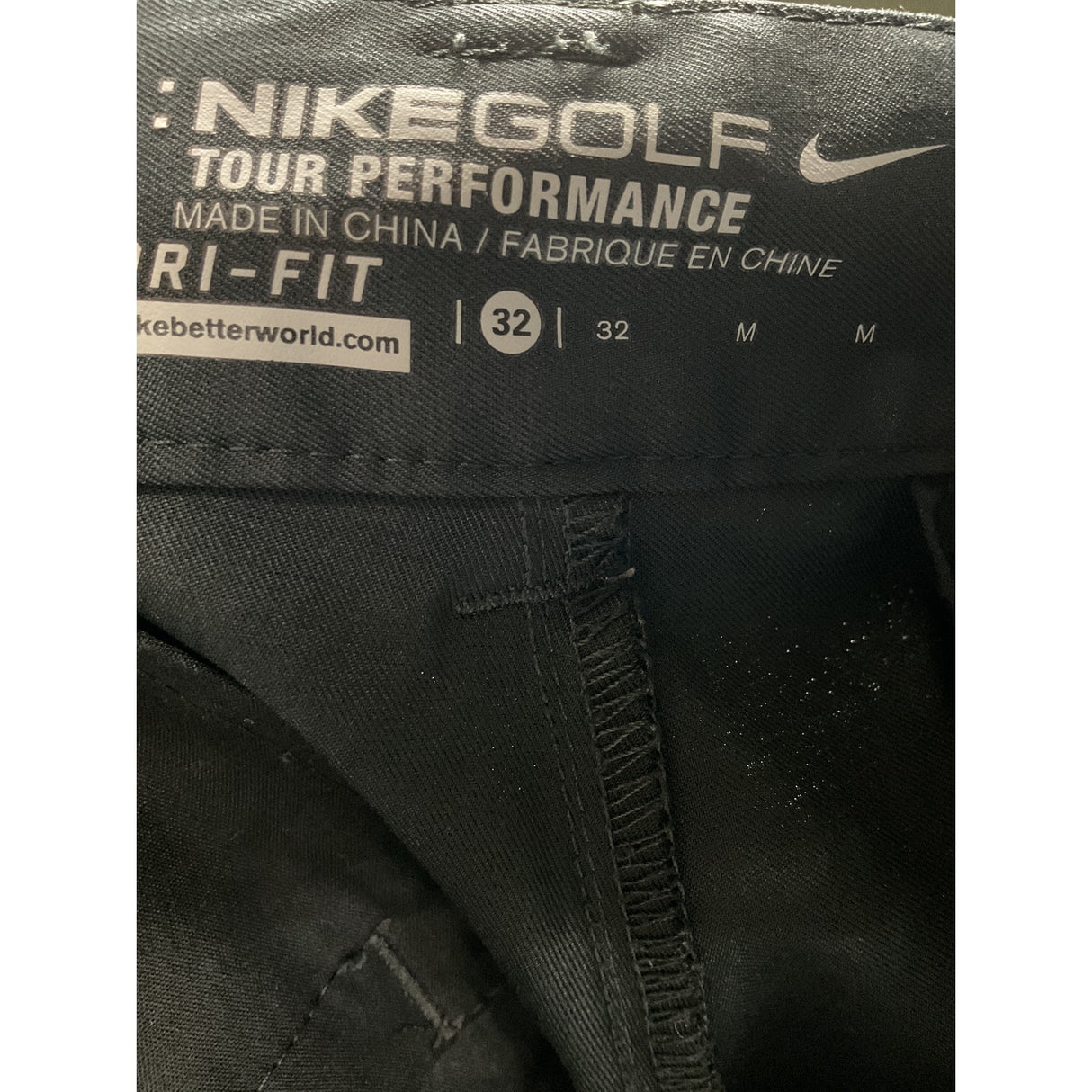 Nike Golf Bermuda Shorts - Black (Size 32)