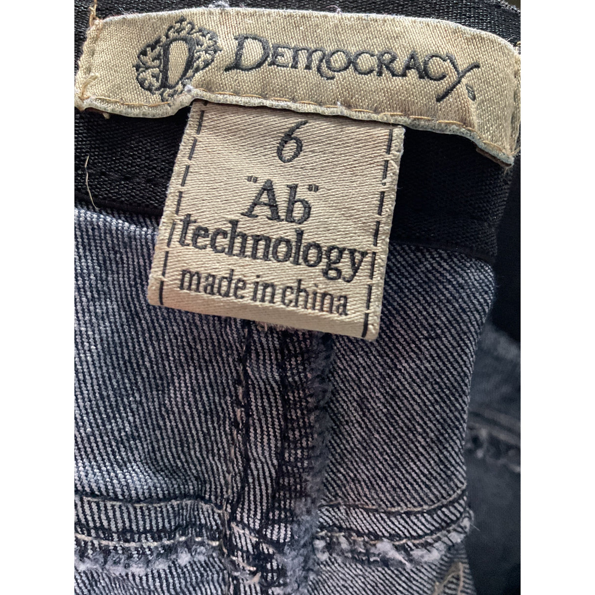 Democracy Women's Blue Bermuda Shorts Size 6