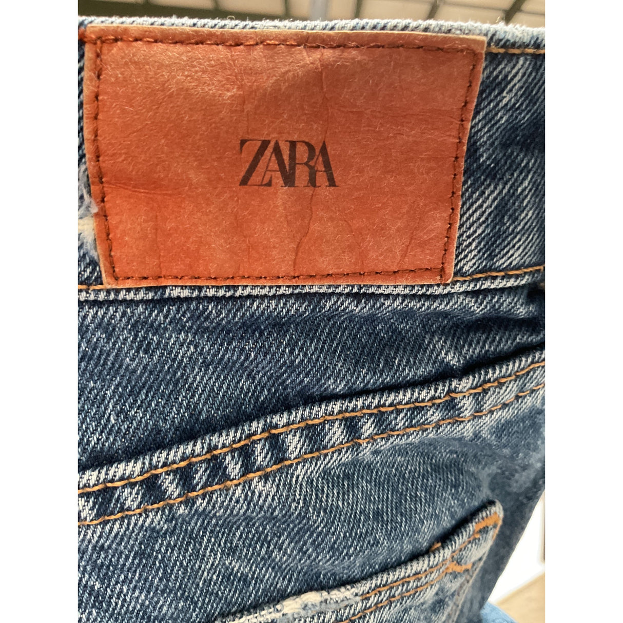 ZARA Women's Blue Straight Jeans - Size 4