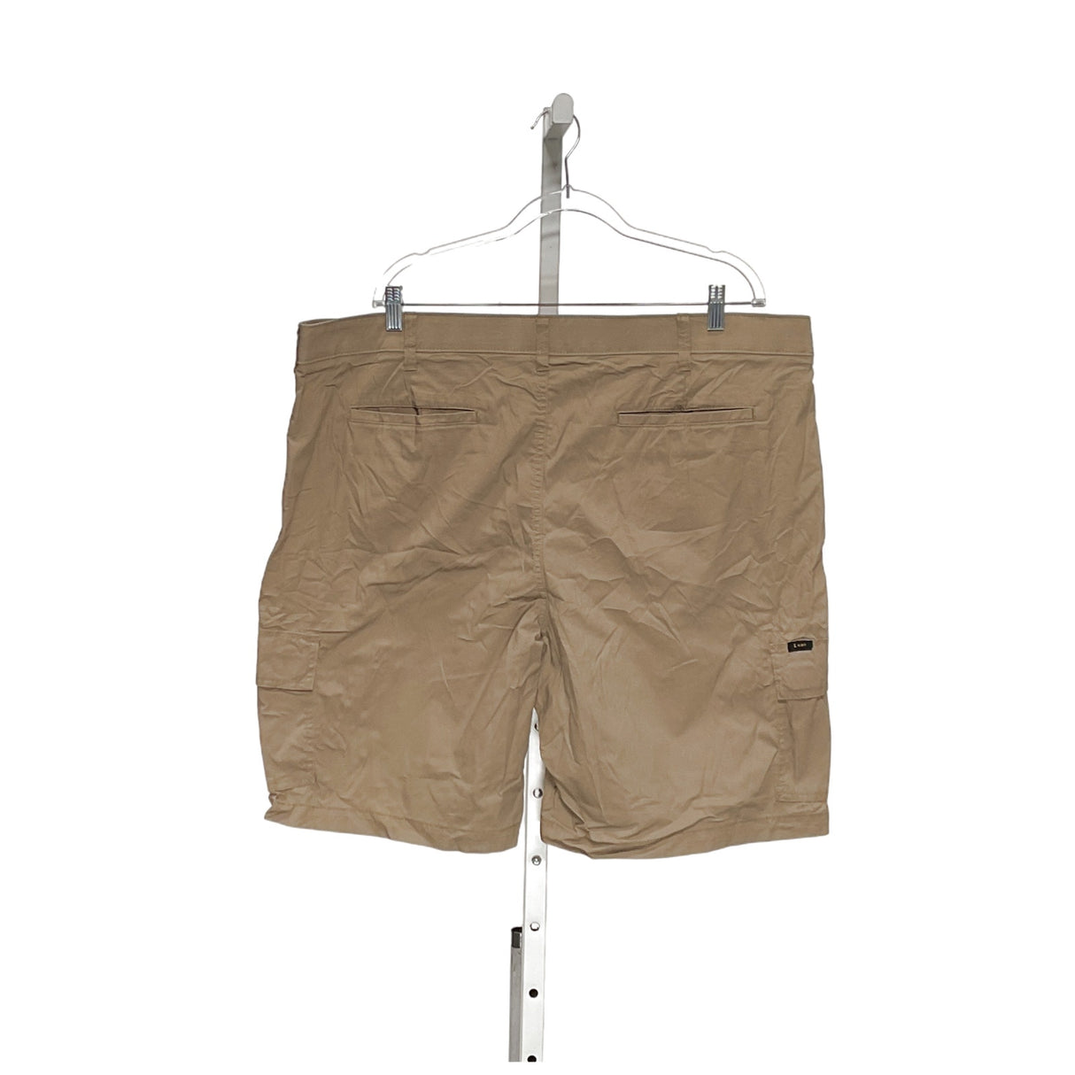 Lee Cream Bermuda Shorts - Size 44