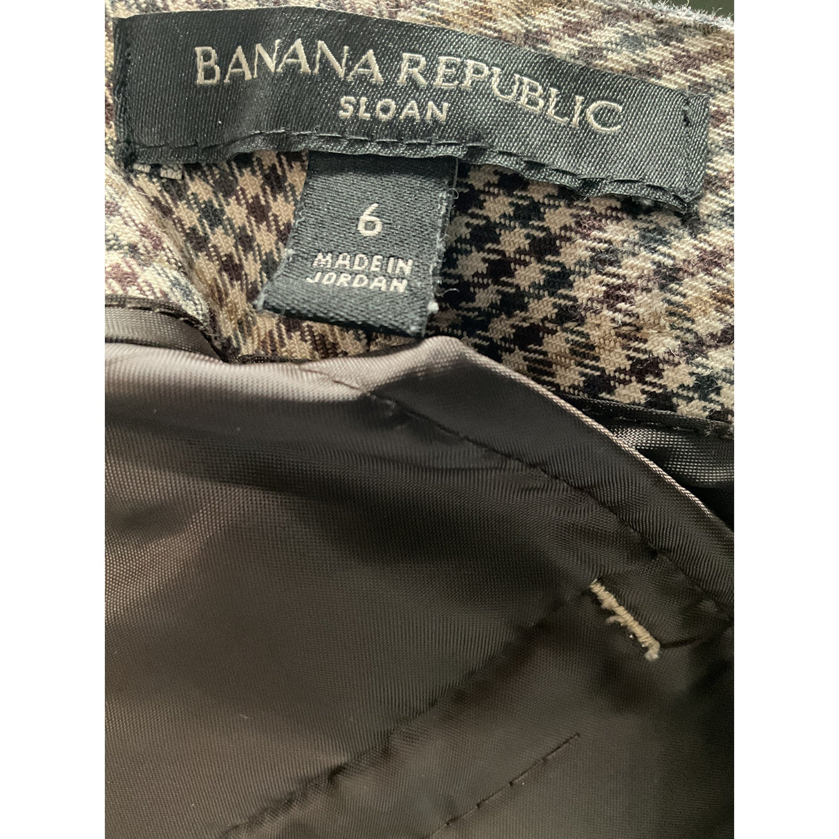 Banana Republic Beige Cropped Pants