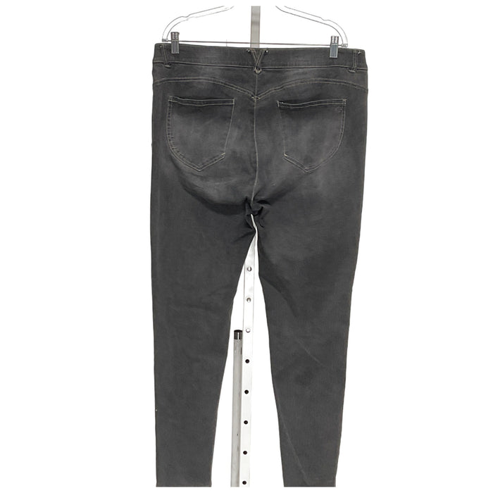 Democracy Gray Ankle Jeans - Size 16W