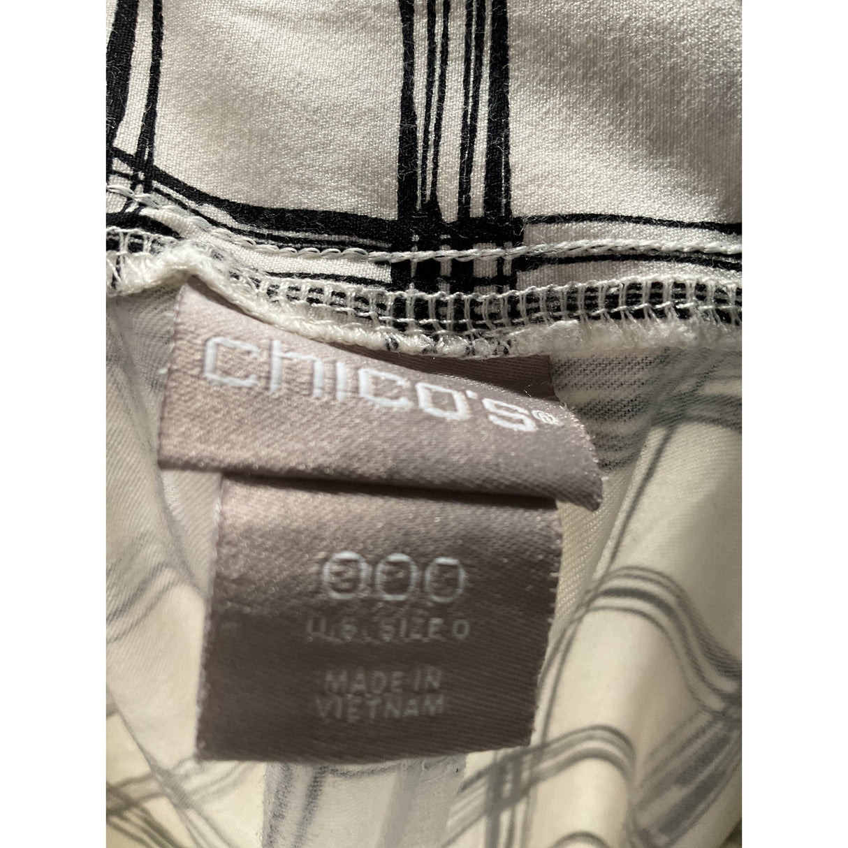 Chico's White Plaid Capri Pants - Size 000