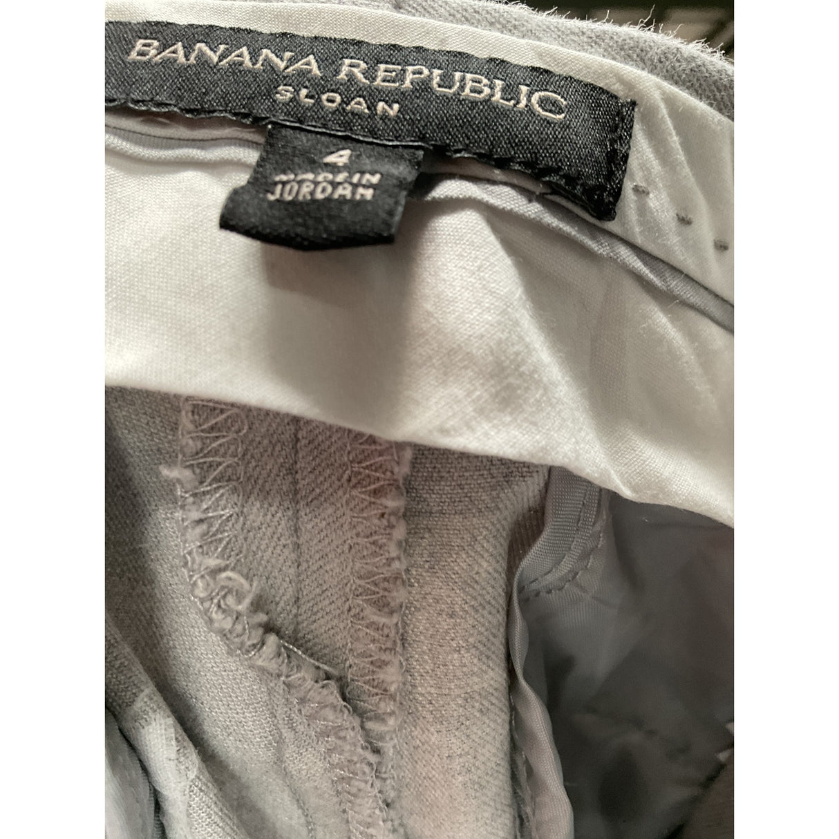 Banana Republic Gray Ankle Pants Size 4