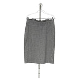 Banana Republic Gray Mini Skirt in Size 6