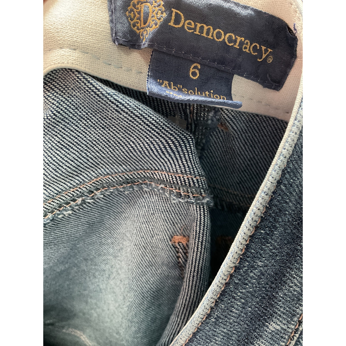 Democracy Blue Ankle Jeans - Size 6