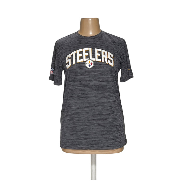 NFL Women's Gray T-Shirt Size L