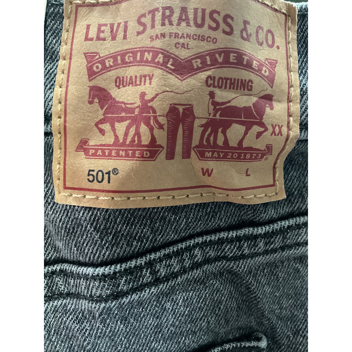 Levi's black sailor shorts