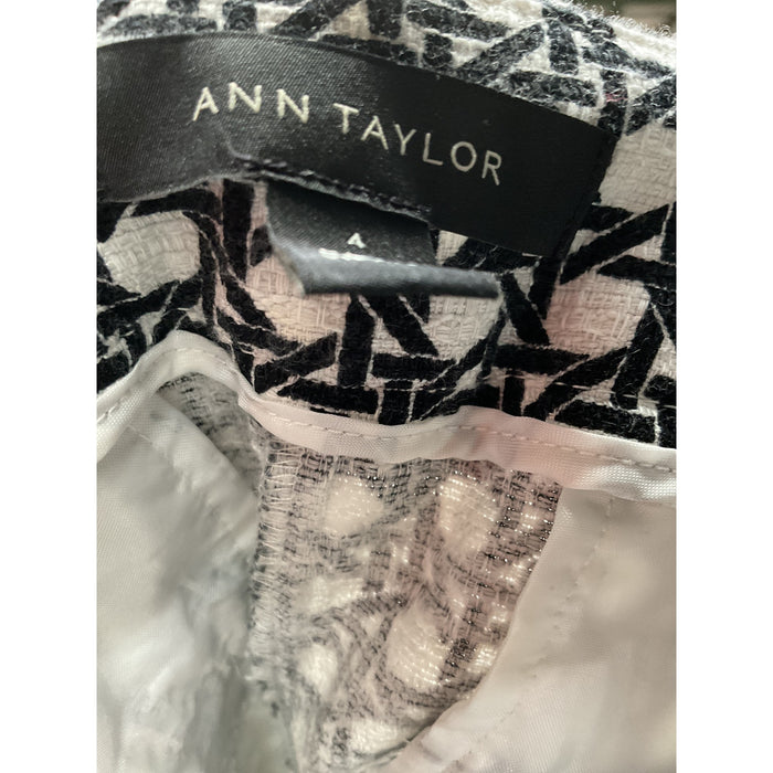 Ann Taylor Black Sailor Shorts Size 4