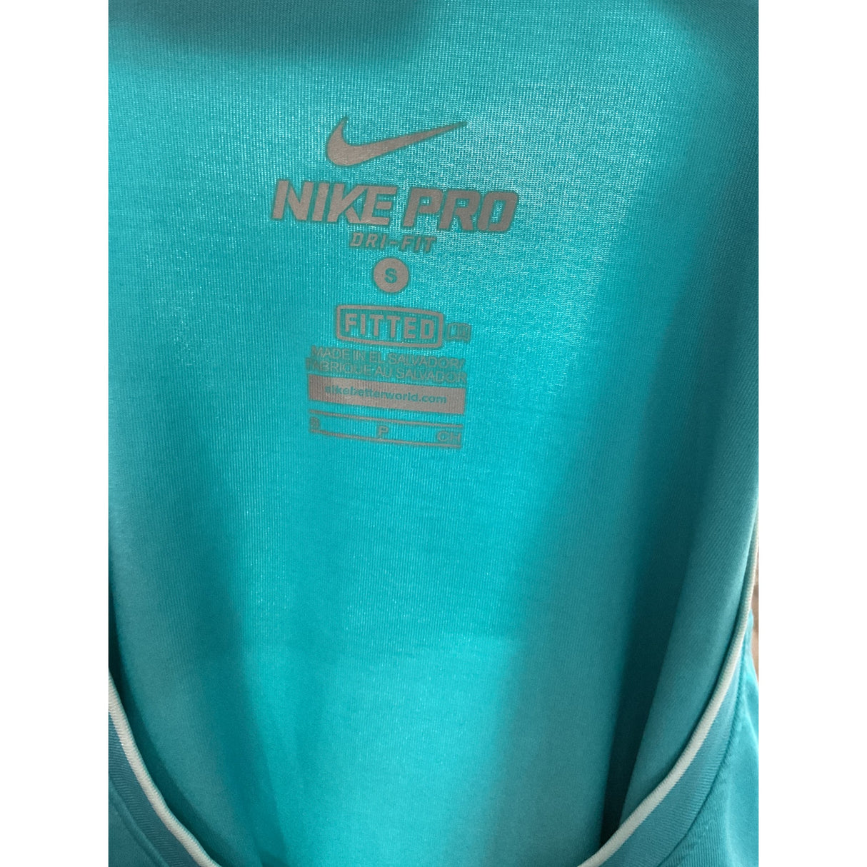 Nike Women's Blue Activewear Top - Size S