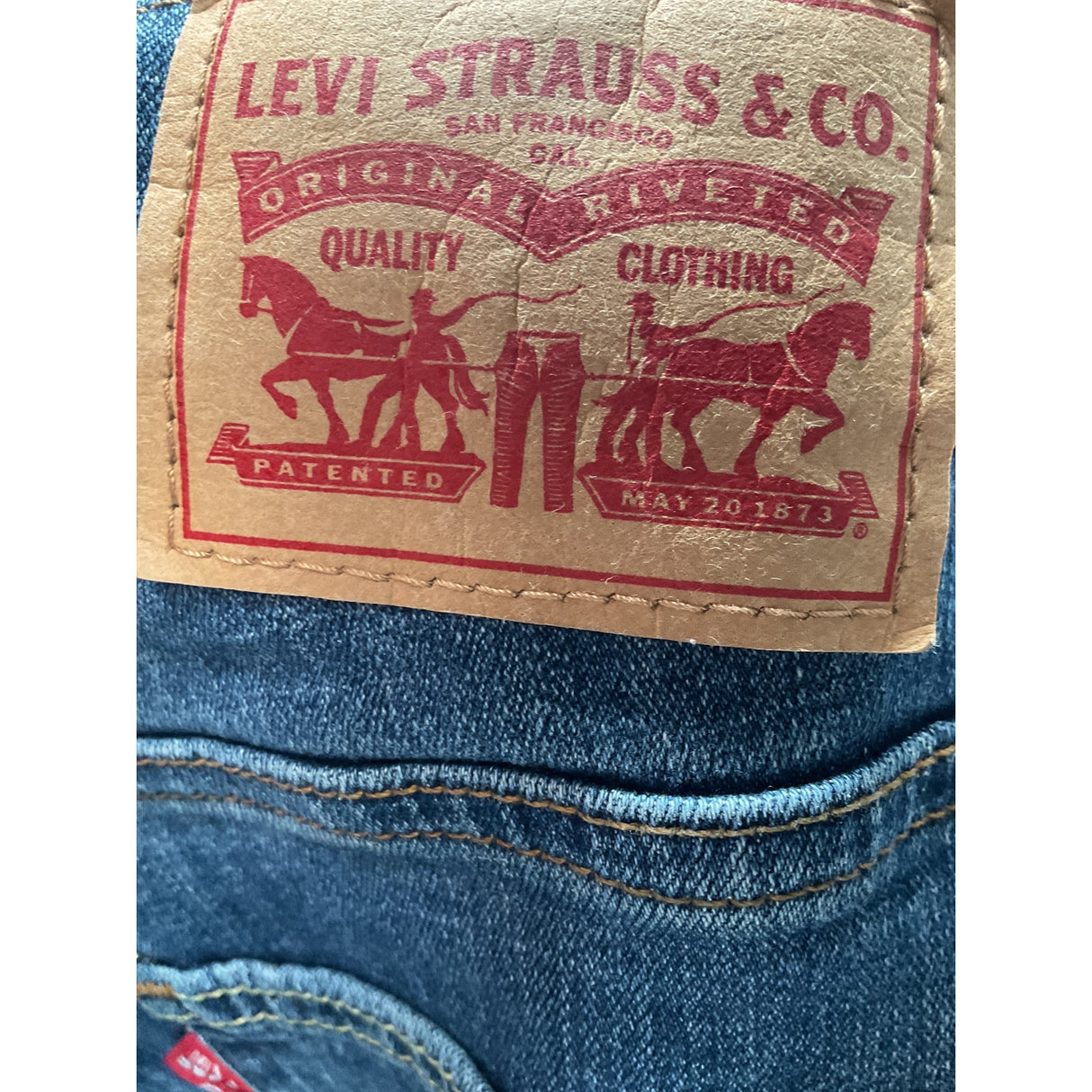 Levi's Women's Ankle Jeans