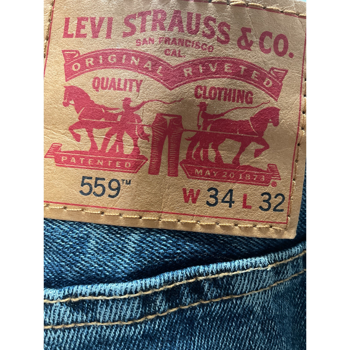 Levi's Men's Blue Cropped Jeans