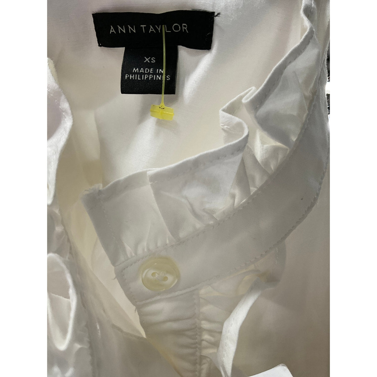 Ann Taylor White XS Button-Up Top