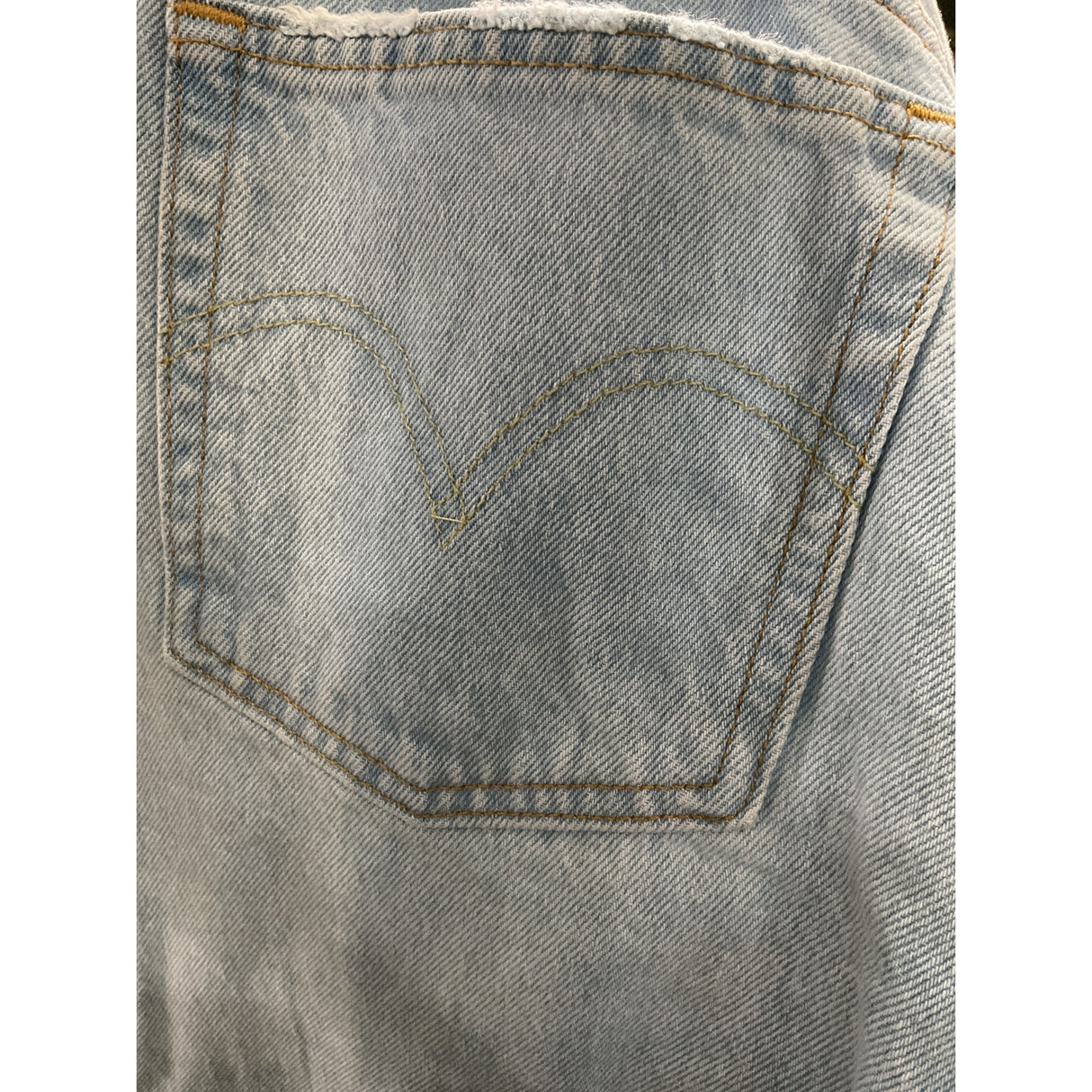 Levi's Men's Blue Ankle Jeans - Size 32x28