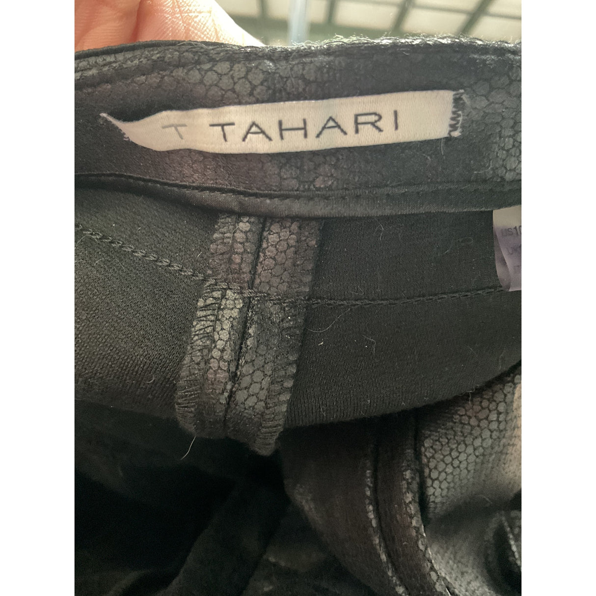 Tahari Black Ankle Jeans - Size 10