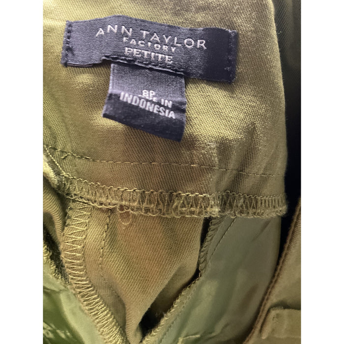 Ann Taylor Petite Capri Pants