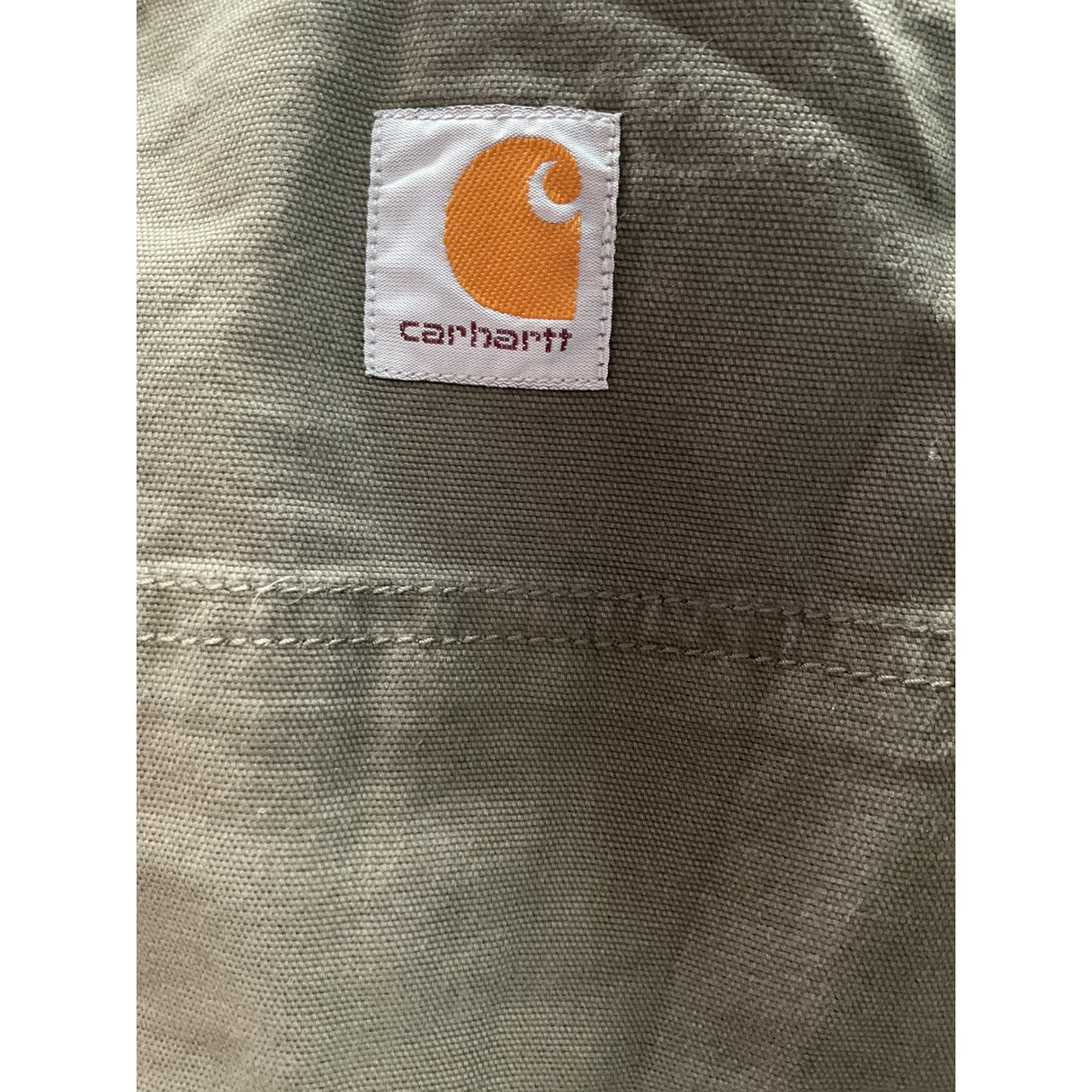 Carhartt Bermuda Shorts in Green - Size 42