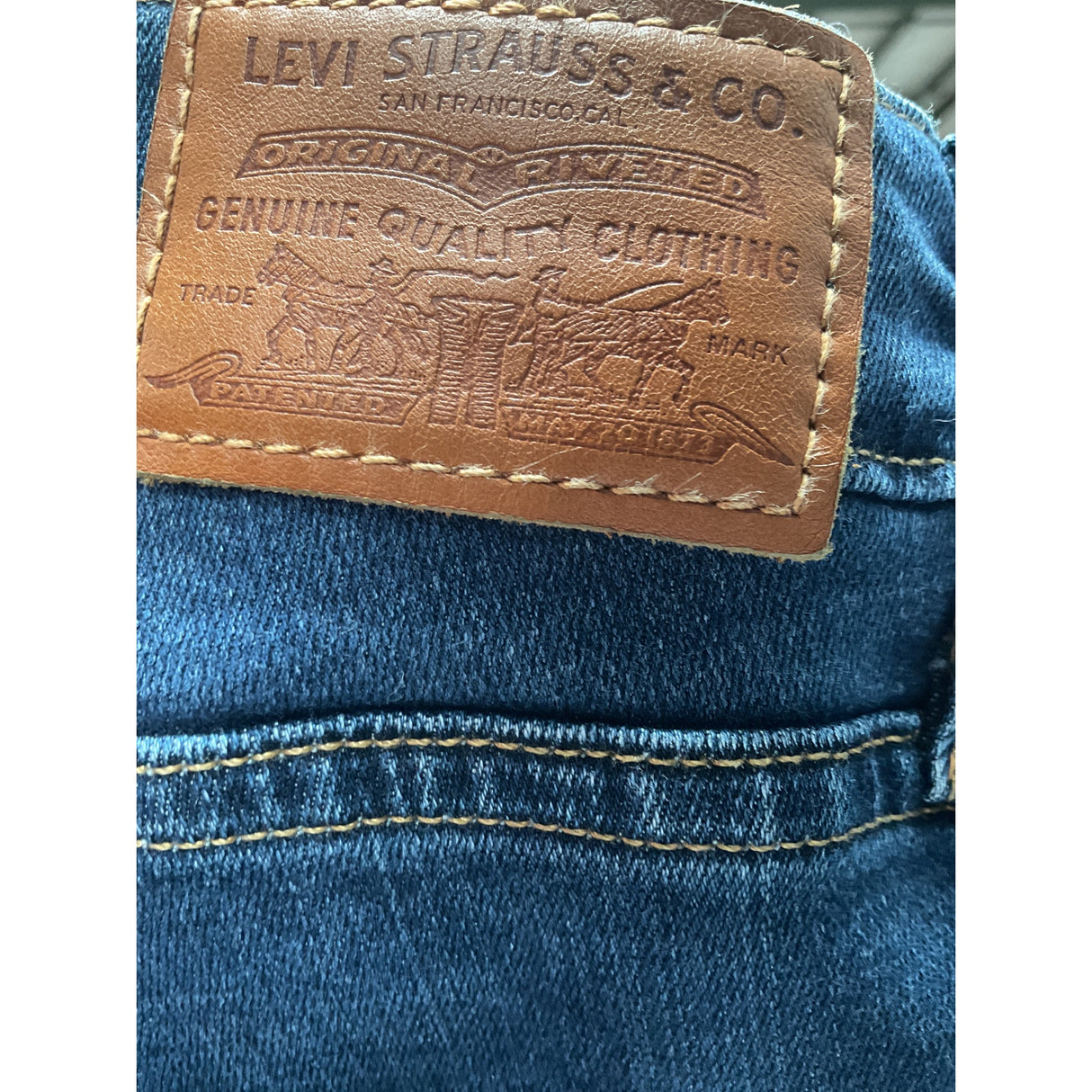 Levi's Blue Ankle Jeans, Size 26