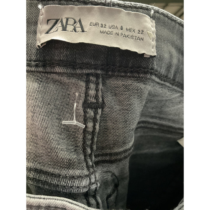 ZARA Black Women's Ankle Jeans