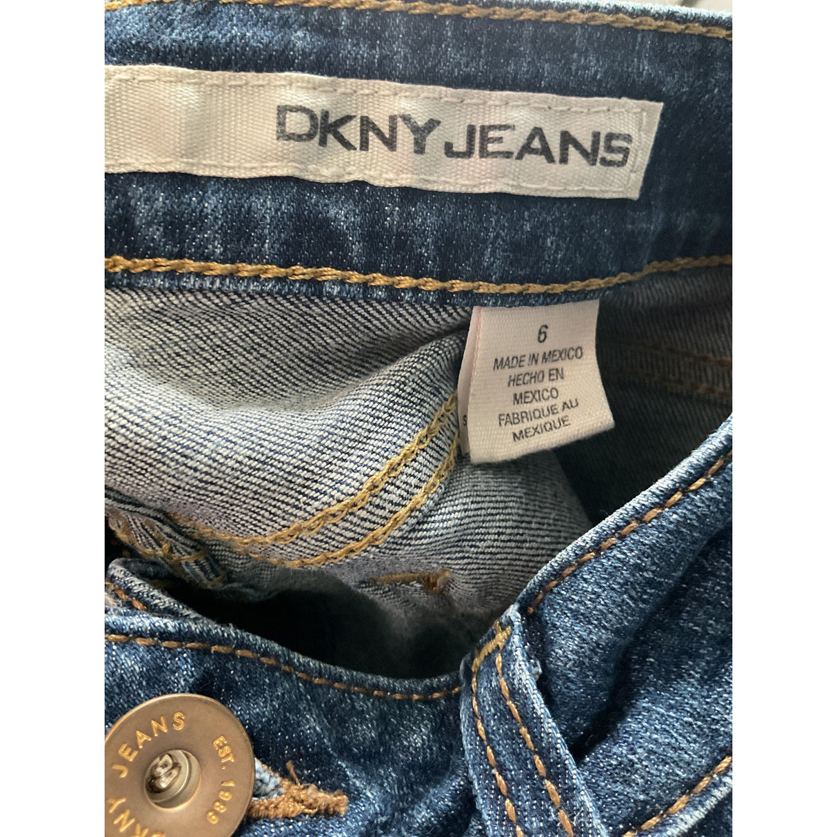 DKNY Blue Straight Leg Jeans Size 6