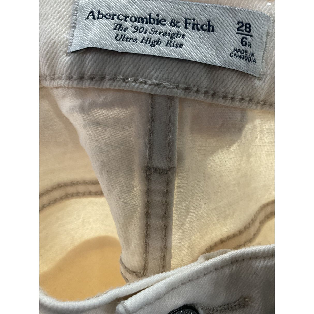 A&F Cream Straight Jeans, Size 6