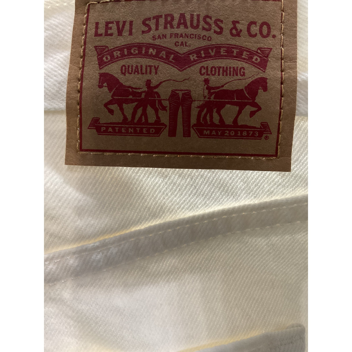 Levi's White Sailor Shorts - Women's Size 31
