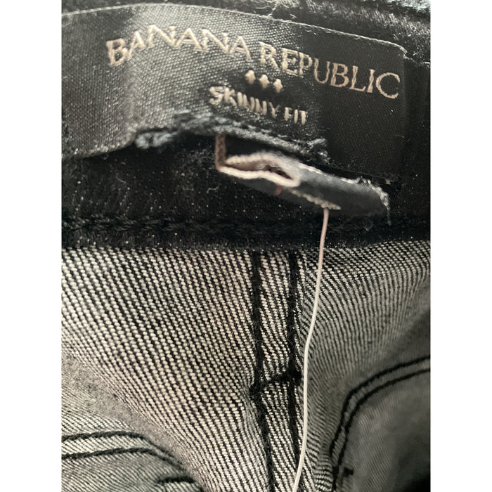 Banana Republic Black Ankle Jeans - Size 6