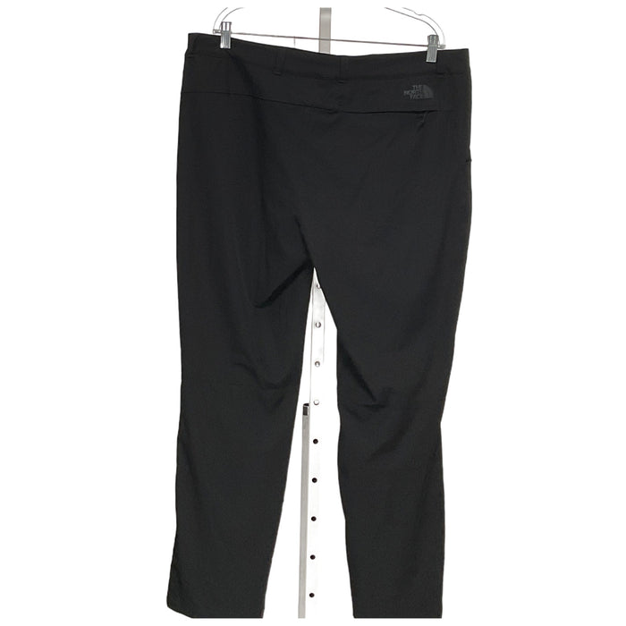 Under Armour Black Ankle Pants for Men