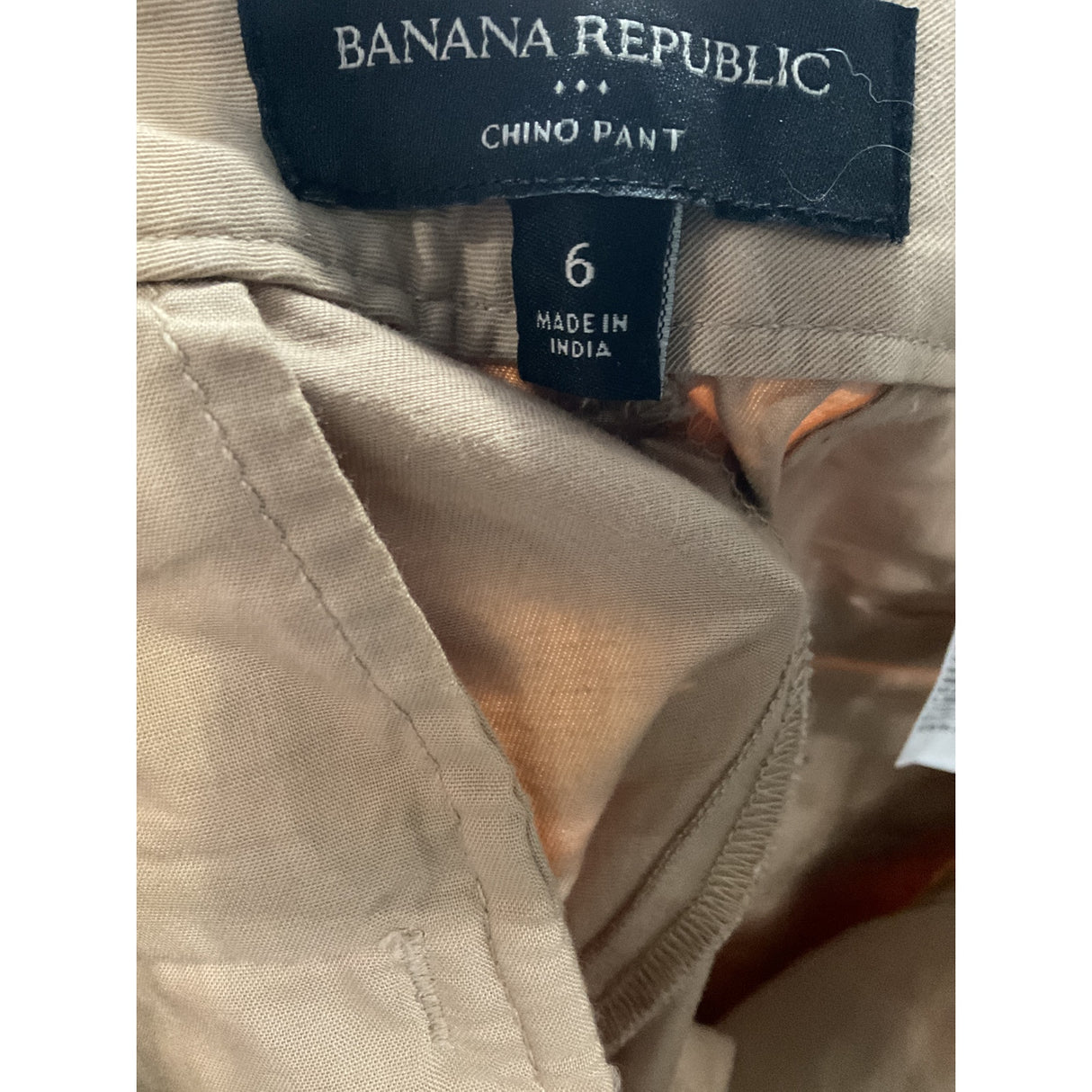 Banana Republic Beige Chino Pants - Size 6