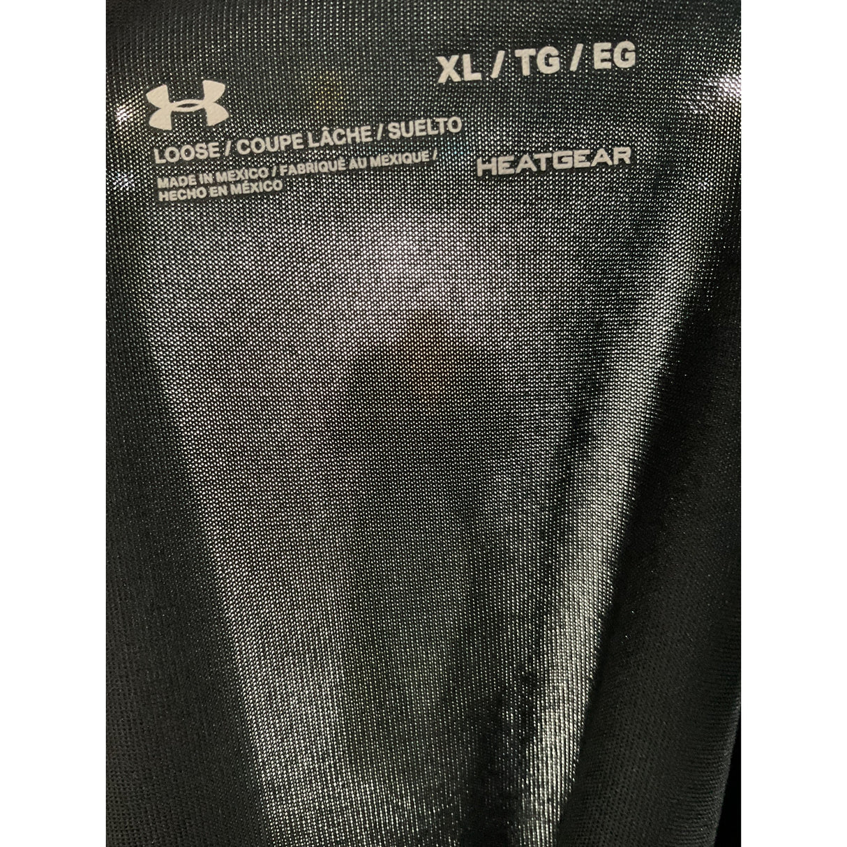 Under Armour Women's Black XL T-Shirt